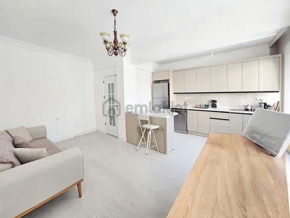 Goldhouse Dan Satılık Taşyaka Da Avm Yakını, Yenilenmiş 3+1 Ve Ekstra Stüdyo Daire Avantajı! 1