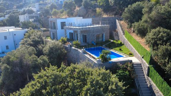 Bodrum Ortakent Yakaköy'de 650m2bahçe İle Müstakil Havuzlu Villa 2