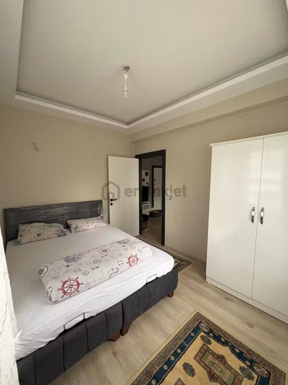 Egeden Üni. Karşısı 1+1 Full Eşyalı Az Katlı Kiralık Daire 2