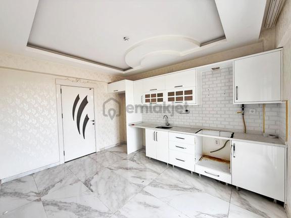 Alpaslan'da Park Yakını Site İçi Açk Cephe Genş Balkon Bakmlı2+1 1