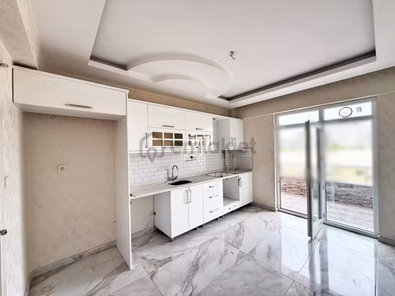 Alpaslan'da Park Yakını Site İçi Açk Cephe Genş Balkon Bakmlı2+1 2