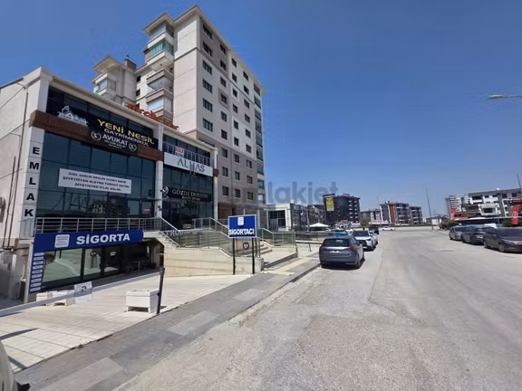 Biens'ten Bağlıca Merkezde Kiralık Ofis 2