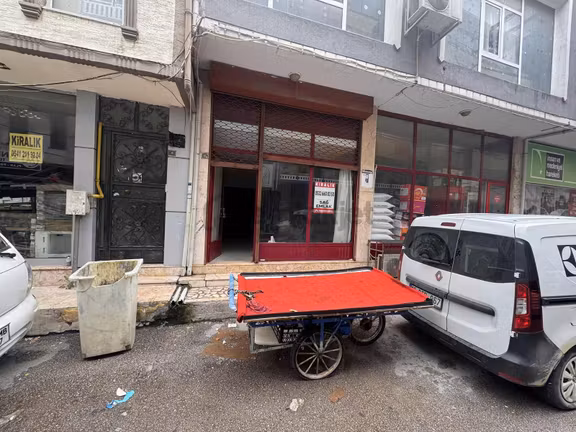 Bağlarbaşında 80 M2 Kiralık Dükkan 1