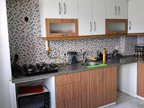 Salihli Berkay Emkaktan Kipa Cıvarı Kiralık 2+1 Eşyalı Doğalgazlı Daire 1