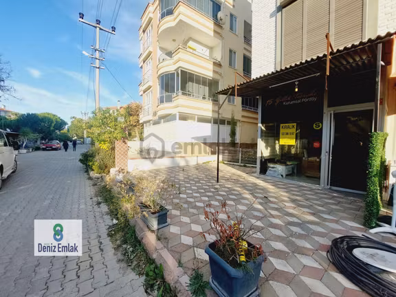 Denizden Akçayda Cadde Üzeri Düz Ayak Kiralık Dükkan. 1