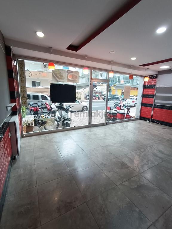 Alanya Mahmutlar Atatürk Caddesi Kiralık 65m Dükkan/mağaza/ofis 2