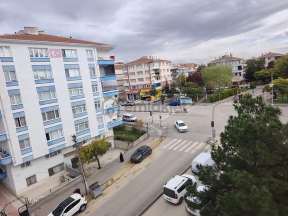 Yılmaz Gayrımenkul'den Andiçen Mahallesi Cadde Üzerinde Full Yapılı Kupon Daire 1
