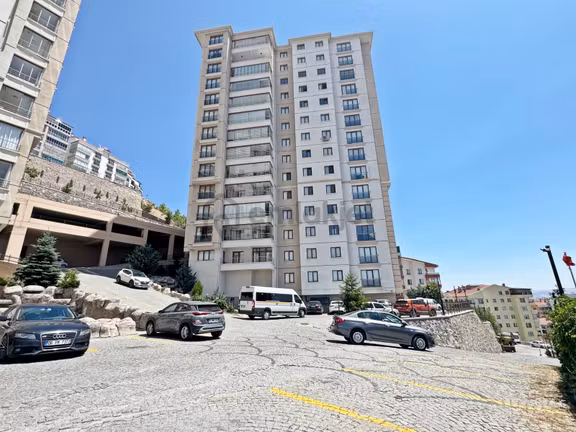 4+1 11.kat 2 Bloklu Site İçi Ankara Manzaralı Kapalı Otopark 1