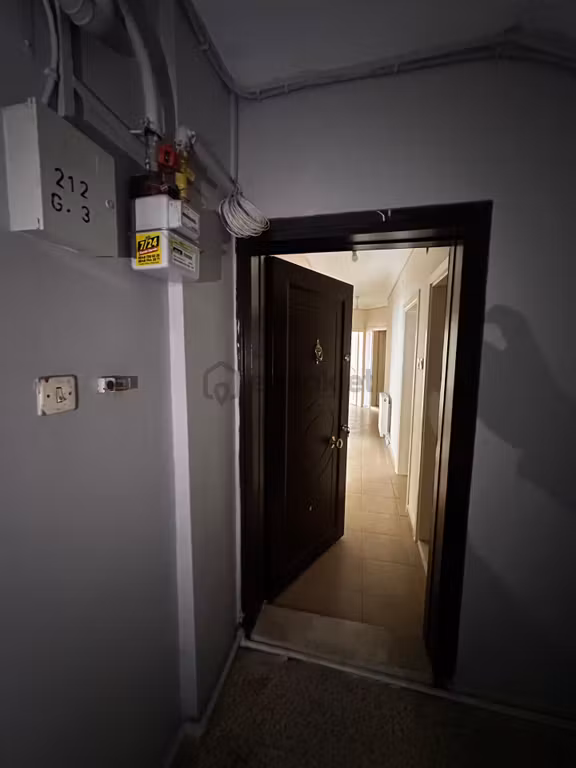 Balcity - Karesi Dumlupınar Mah. Balıkesir Lisesi Yanı Kiralık 2+1 Daire 2