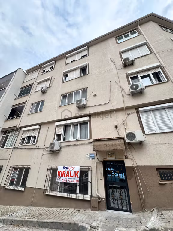 Balcity - Karesi Dumlupınar Mah. Balıkesir Lisesi Yanı Kiralık 2+1 Daire 1