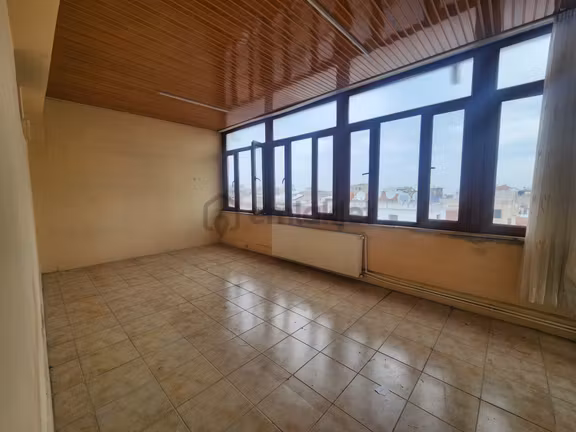 Şehitler Mahallesinde 2+1 Asansörlü Doğalgazlı Kiralık Daire 1