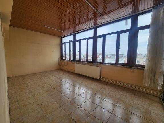 Şehitler Mahallesinde 2+1 Asansörlü Doğalgazlı Kiralık Daire 2