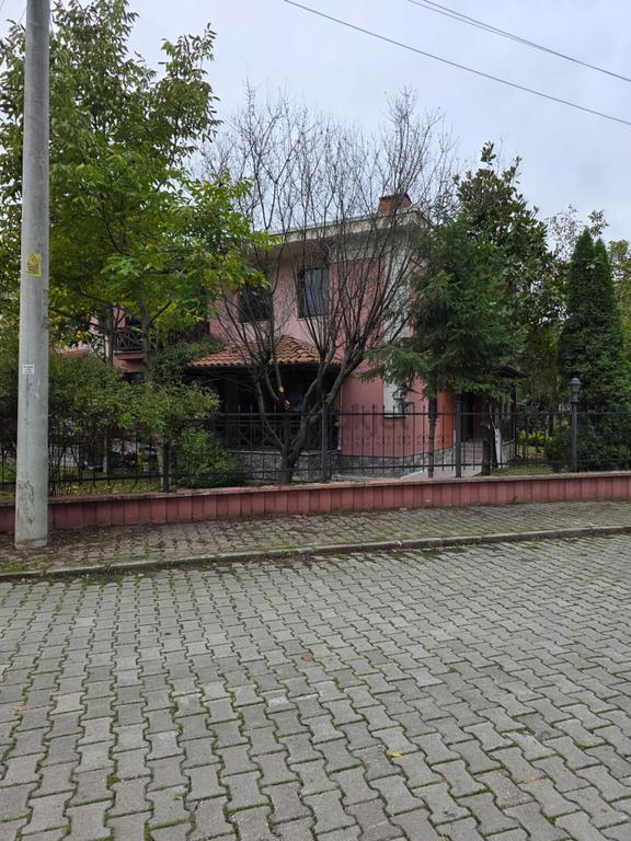 Goldlıfe Gayrimenkulden Villa Sitede Kiralık Bahçe Dubles 2