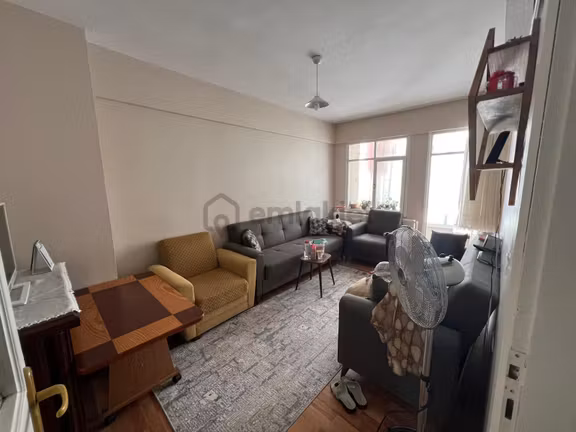 Silivri Alibey Mah Silivri Ortaokuluna Yakın Kiralık 2+1 Eşyalı 95 M Daire 1