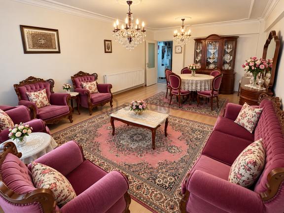 3+1 Genış Ara Kat Cadde Yakını Satılık Daire 1