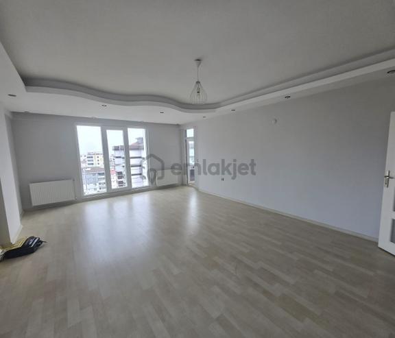 Atakent'te Cağaloğlun'a Cephe Önü Açık Kiralık 3+1 Daire 2