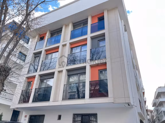 Sbell'den Emekte Yeni Binada Kiraya Herşey Dahil Lüks Eşyalı 1+1 1