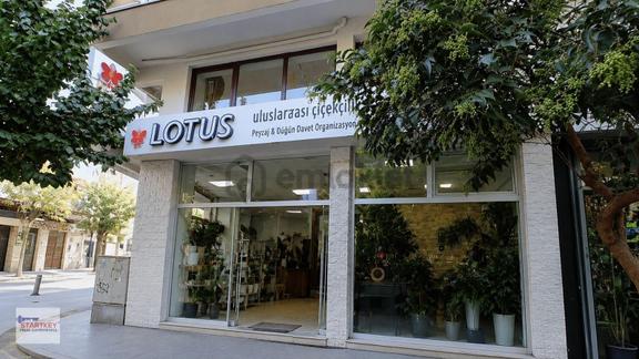 Kahramanlar'da Kiralık Köşe Dükkan Showroom'a Uygun Merkezi 2