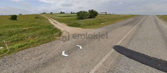 Kapaklıda Karlı Mahallesinde 385m2 Hisseli Satılık Bağ Bahçe 2
