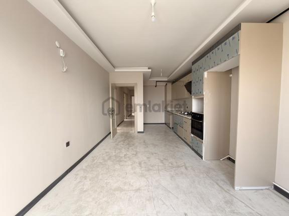 Vip'den Saray'da Lüks Yapılı Sitede Sıfır 3,5+1 Satılık Daire 2