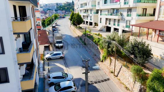 Kuruçeşme Yeni Mahalle'de 2 Katlı Müstakil Ev Ve 202 M2 Arsası 2