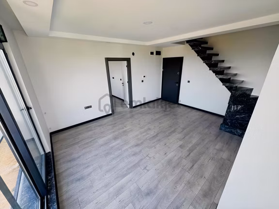 Fevziçakmak Mahallesi Site İçi 2+1 Lüks Satılık Dubleks Daire 2