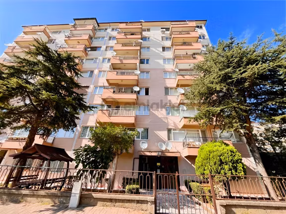 Yeni Doğan Mahalesi Seka Memurlar Sitesinde Satılık 3+1 1