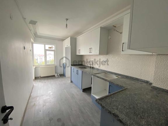 İzyap'tan Karşıyaka Kuğkent'de 3+1 120m2 Satılık Daire 2