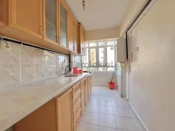 Nasip'ten 2+1 Kirallık Okullara,toplu Taşımaya Yakın Daire 1