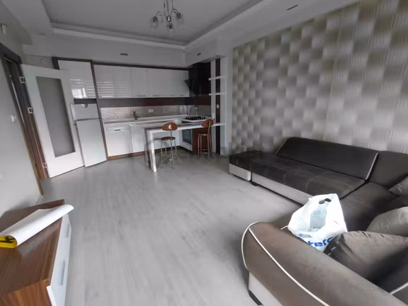 Tezcan Emlaktan Yurdagül Sitesi Eşyalı Daire 1