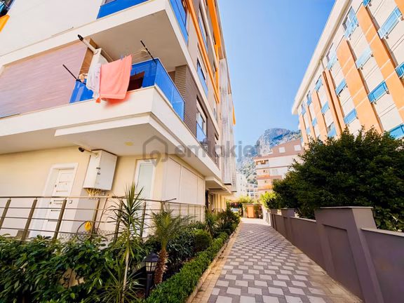 Konyaaltı Hurma'da Yabancı Satışına Uygun Satılık 2+1 Daire 2