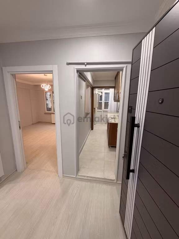 Osmangazi Çırpan Mahallesinde Yenilenmiş 2+1 Satılık Daire 1