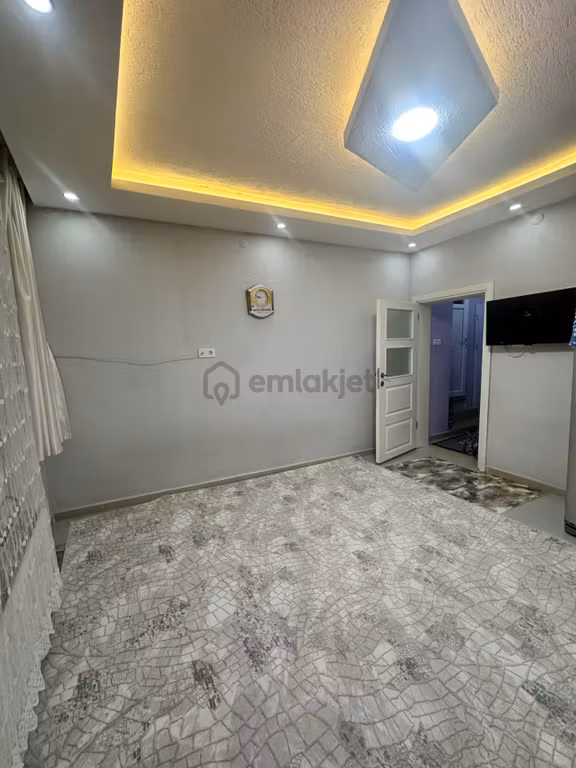 Kütahya Tavşanlı Satılık 2.5 Katlı Müstakil Ev 2