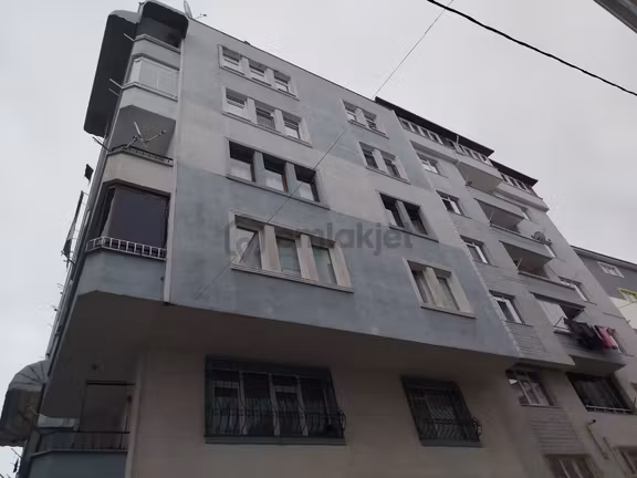 Yeski Emlâk İnşaattan Satılık 3+1 Daire 2