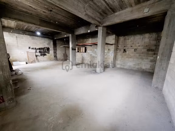 Aktif'ten Güneş Semt Pazarı Civarı 100 M² İmalathana Ya Da Depo 2