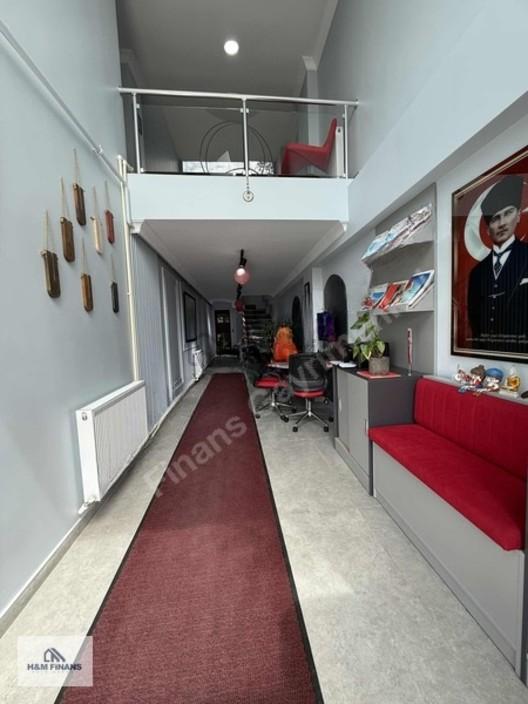 Çekmeköy Mimar Sinan Cad.kiralık 175 M2 Dükkan 1