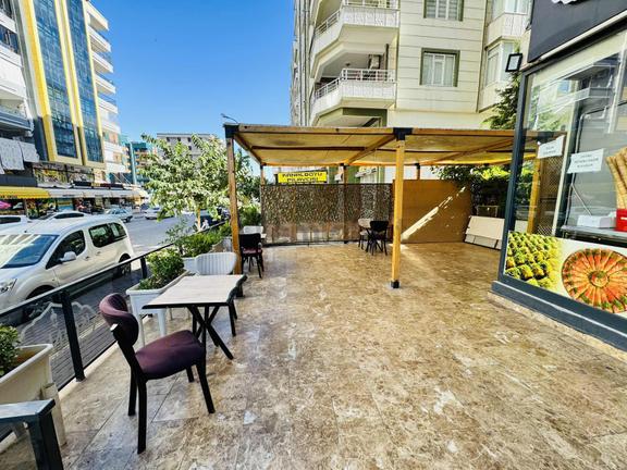 Karşıyakada Hazır Kurulu Devren Kiralık Uygun Pastane 2