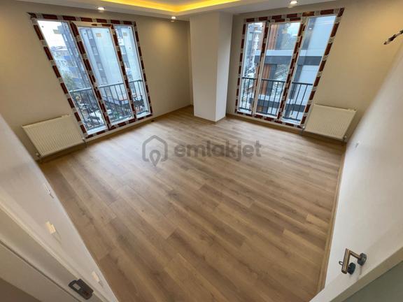 Zaferyapıdan Kiralık Sıfır Ortakat Tranvaydibi 4.kat 2+1 90m2 Cebecimh 2
