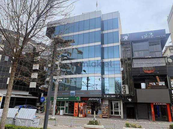 İzmit Merkez Rorf İş Merkezinde Kiralık 1+1 Ofis 35m² 1