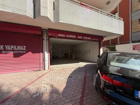Kozluk 2. Yolda Satılık 32 M² Dükkan Ve Depo 2