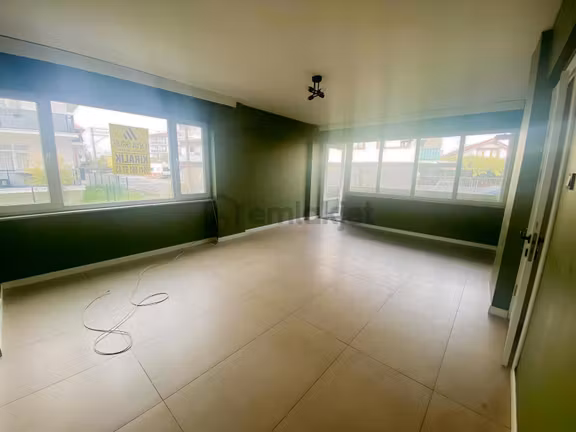 Enya'dan Uzun Mustafa Mah. Müstakil Tadında Kiralık 3+1 Daire 2