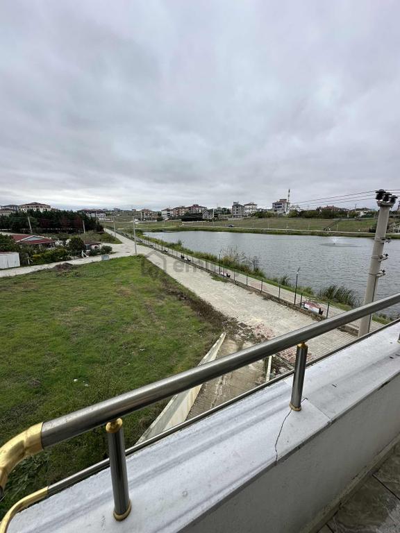 Gölet Manzaralı Villa Tadında Daire 1