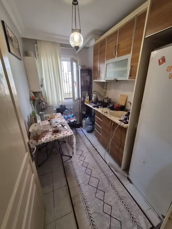 Güneyden Ulaşıma Yakın Ayrı Mutfaklı Teraslı .1+1.65m2 1
