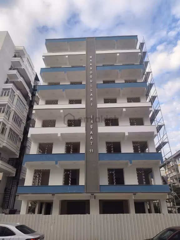 Bölgenin En Güzel Yeri Çarşı Üstü Genişi Balkonlu 2
