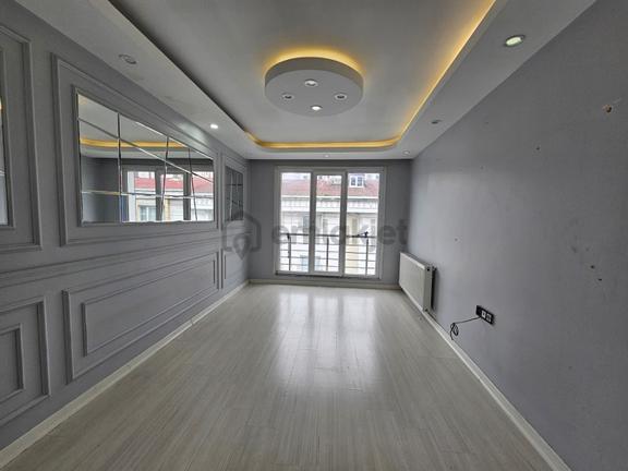 Yeşilkent Mah'de Kiralık 2+1 90 M² Sıfır Ayarında Arakat Daire ! 1