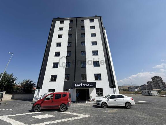 Altınolukta Satılık Süper Lüks Sıfır 3+1 Daire 1