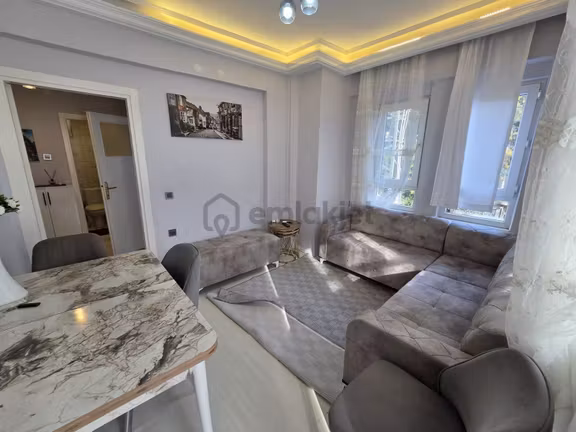Alanya Damlataş Caddesi Üzeerinde Satılık 1+1 Daire 1