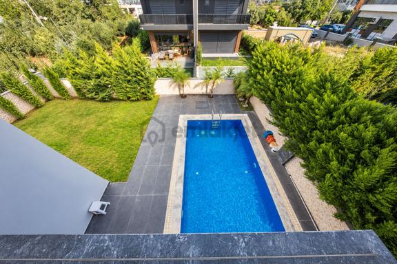Ermenekte Hamamlı, Saunalı, Asansörlü Ultra Lüks 7+1 Villa 2