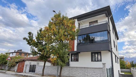 Remax Dem'den Barbaros Mah. 2+1 Satılık Fırsat Daireler 2