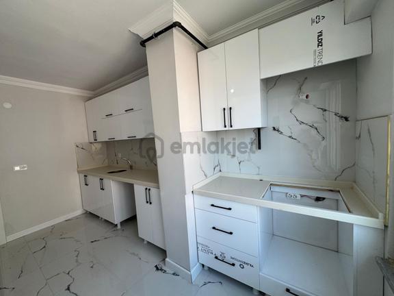 Mer-pa İnş. Gazi Osman Paşa'da/ Acil Satılık/ Kombili / 4+1 Teraslı Dublex 2